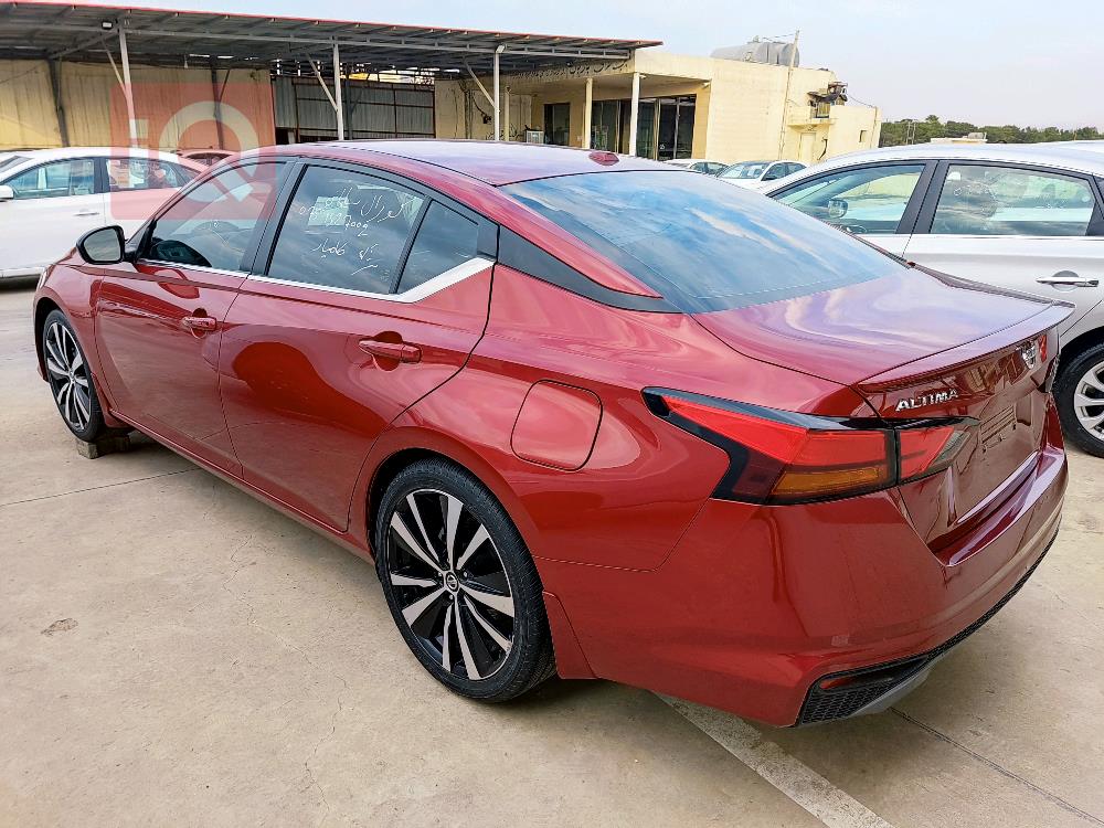 Nissan Altima